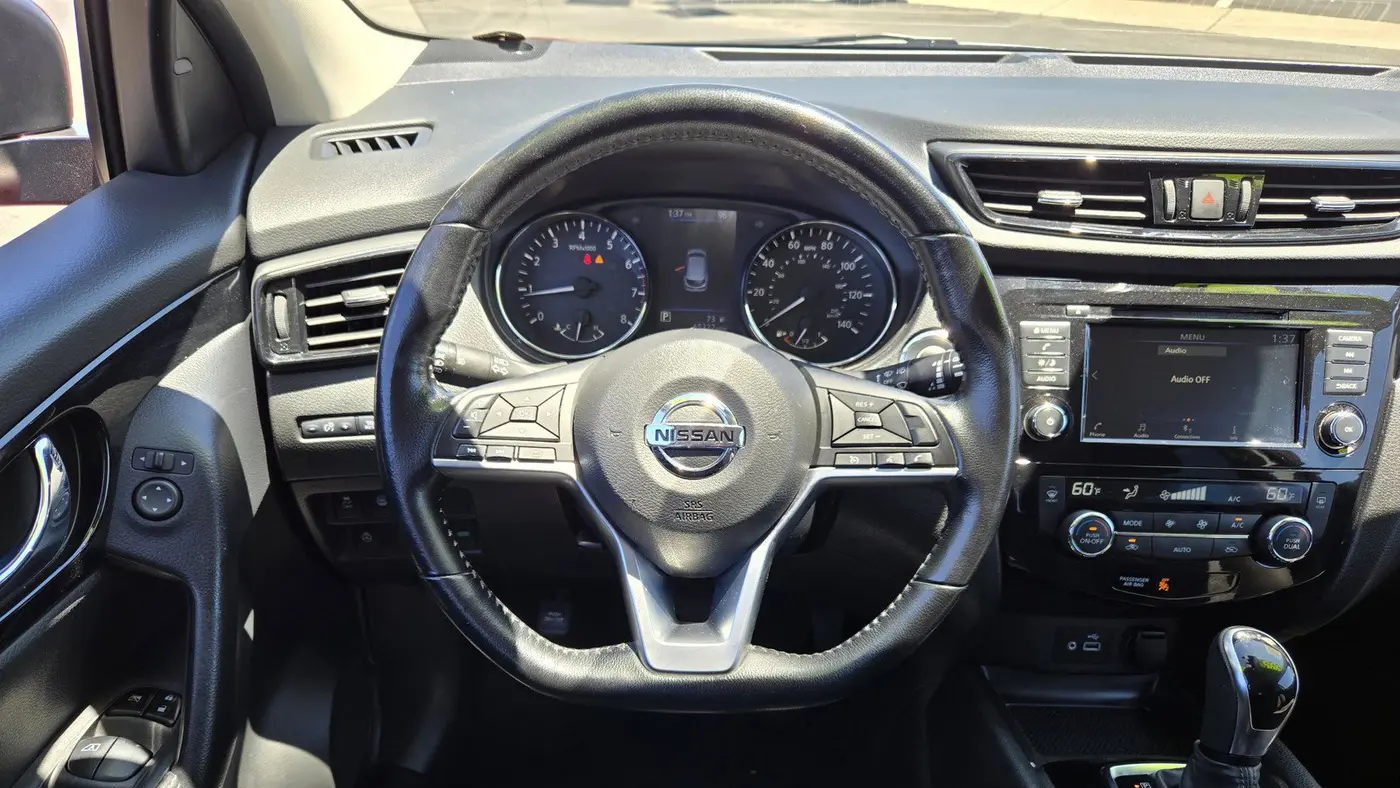 2022 Nissan Rogue Sport SV