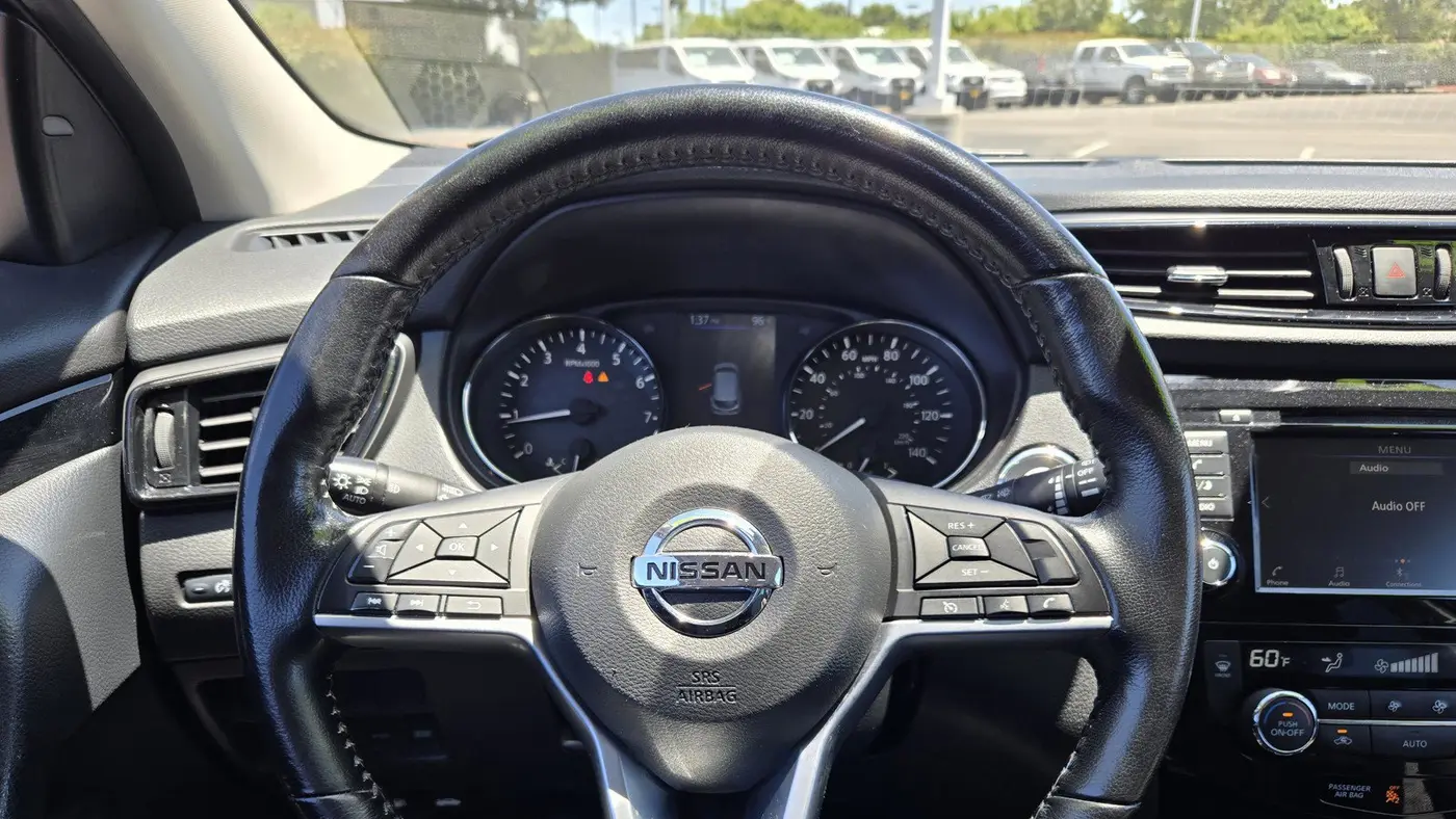 2022 Nissan Rogue Sport SV