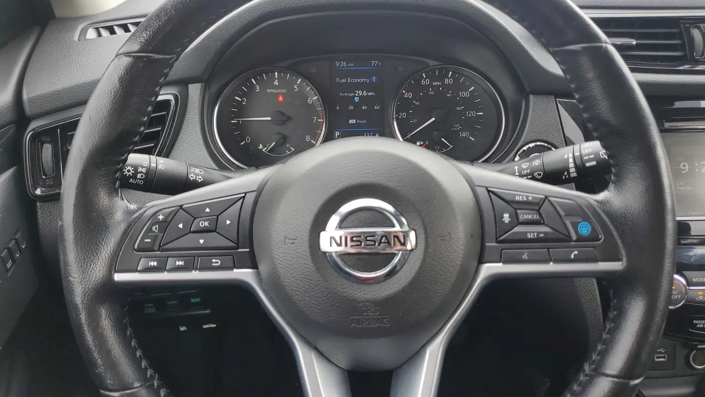 2022 Nissan Rogue Sport SV