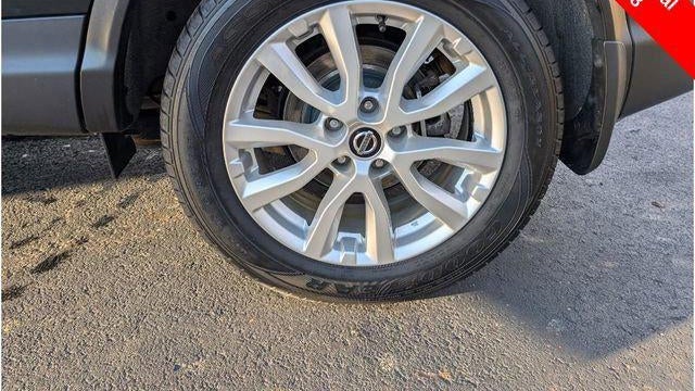 2021 Nissan Rogue Sport SV