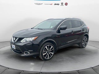 2017 Nissan Rogue Sport with Magnetic Black Exterior