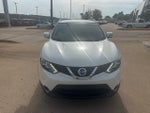 2017 Rogue Sport Thumbnail 2