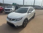 2017 Rogue Sport Thumbnail 3