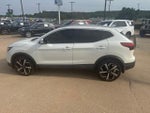 2017 Rogue Sport Thumbnail 4