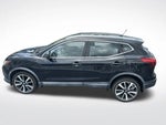 2017 Rogue Sport Thumbnail 3