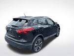 2017 Rogue Sport Thumbnail 6