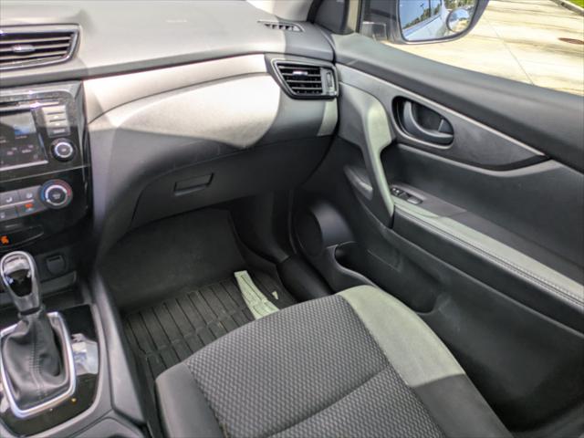 2019 Nissan Rogue - $7,823