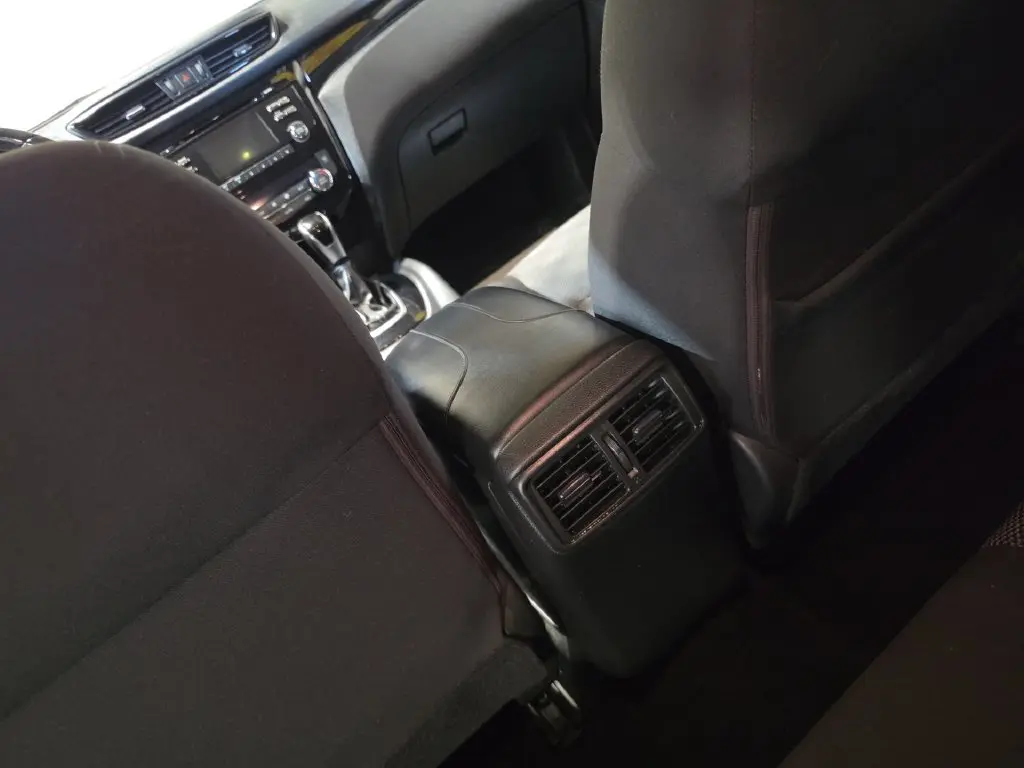 2017 Nissan Rogue - $12,875