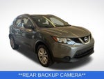 2017 Rogue Sport Thumbnail 4