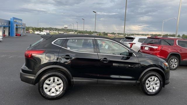 2019 Nissan Rogue Sport S