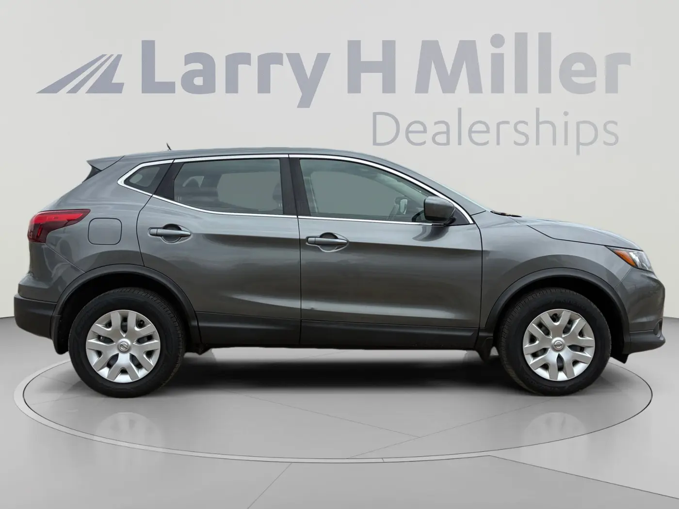 2018 Nissan Rogue - $9,201