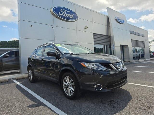 2019 Nissan Rogue - $14,000