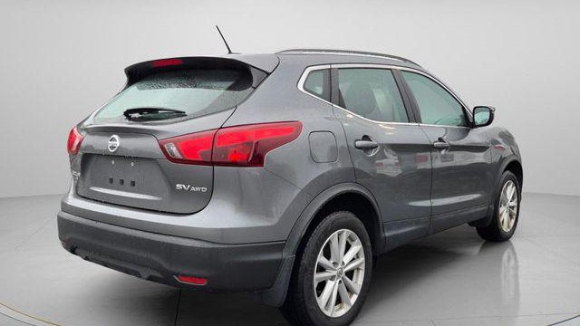 2018 Nissan Rogue Sport SV
