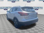 2017 Rogue Sport Thumbnail 5