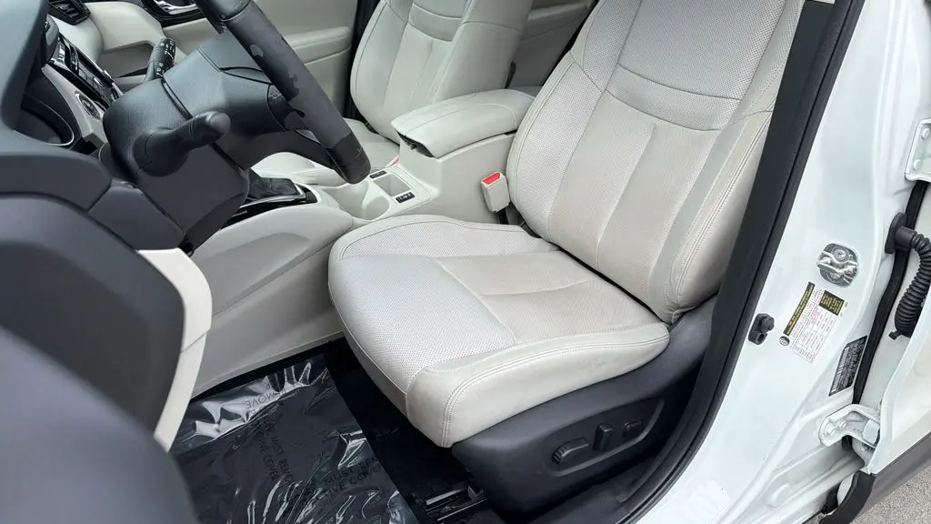 2021 Nissan Rogue Sport SL