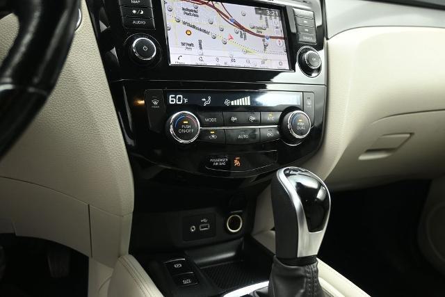 2020 Nissan Rogue - $18,985