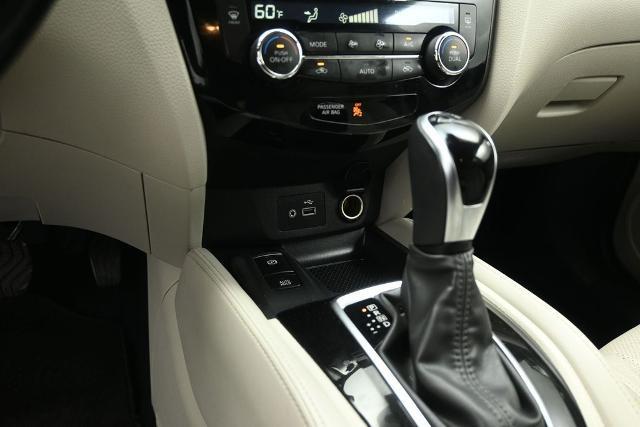 2020 Nissan Rogue - $18,985