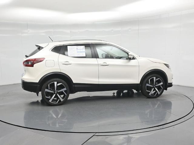 2020 Nissan Rogue - $18,985