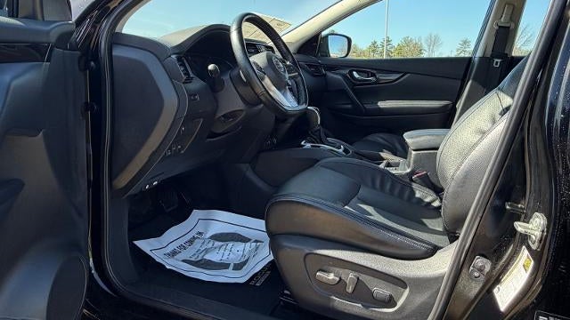 2022 Nissan Rogue Sport SL