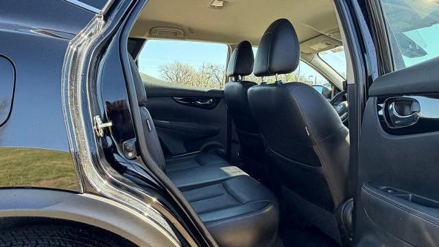 2022 Nissan Rogue Sport SL