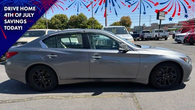 2015 INFINITI Q50 Base