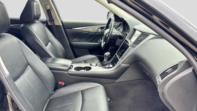 2015 INFINITI Q50 Base
