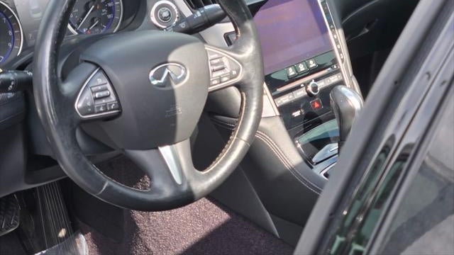 2015 INFINITI Q50 Base