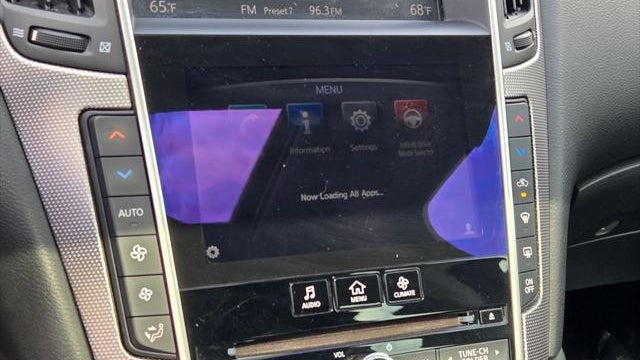 2015 INFINITI Q50 Base