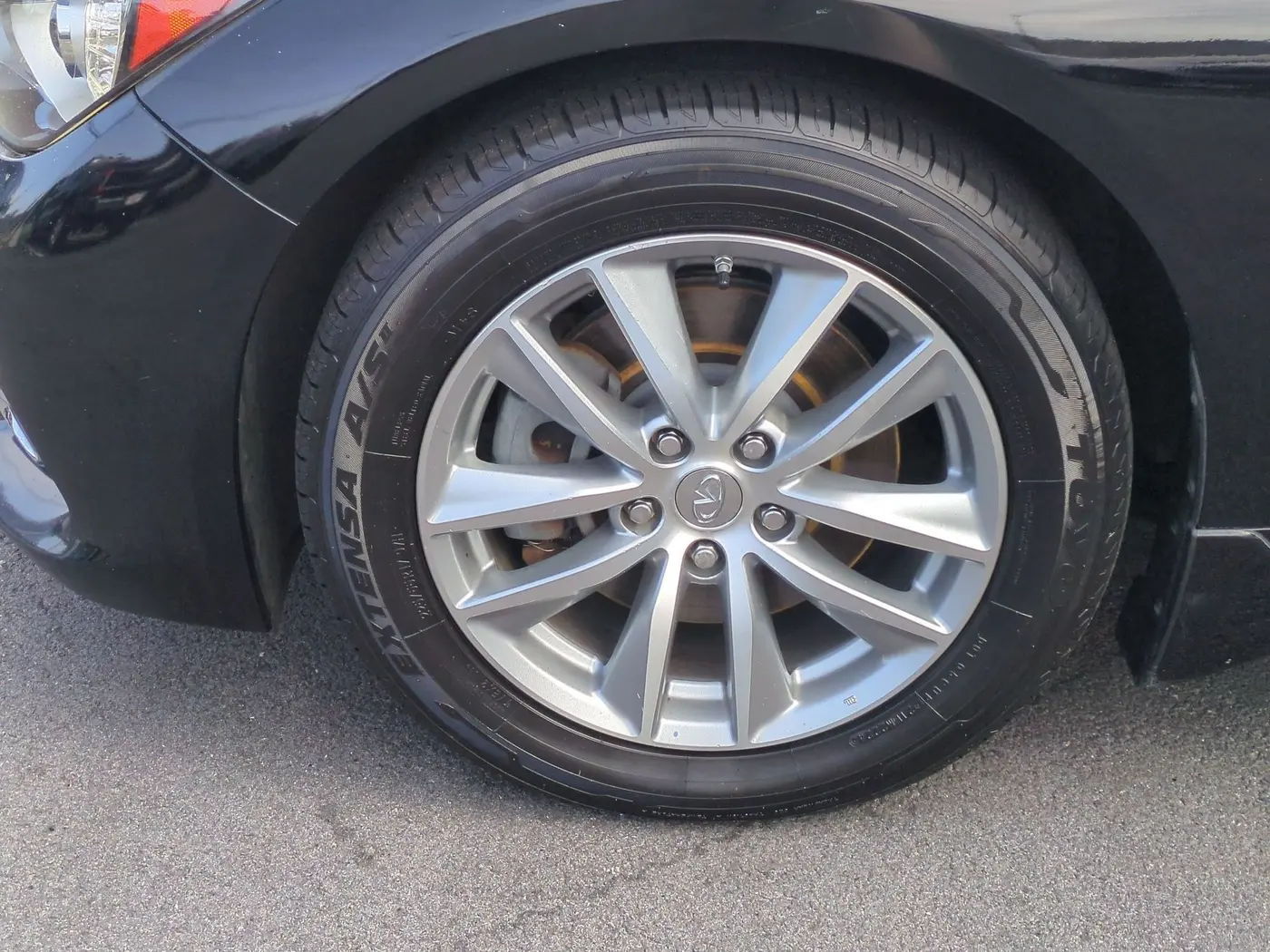 2015 INFINITI Q50 - $11,857
