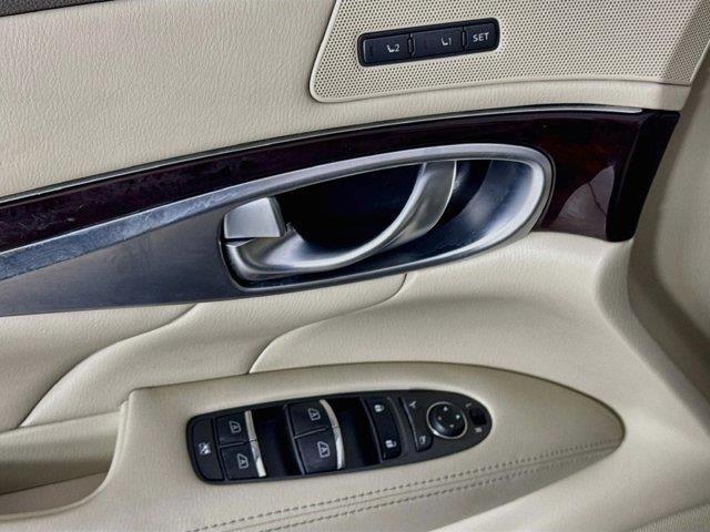 2015 INFINITI Q70 - $14,987