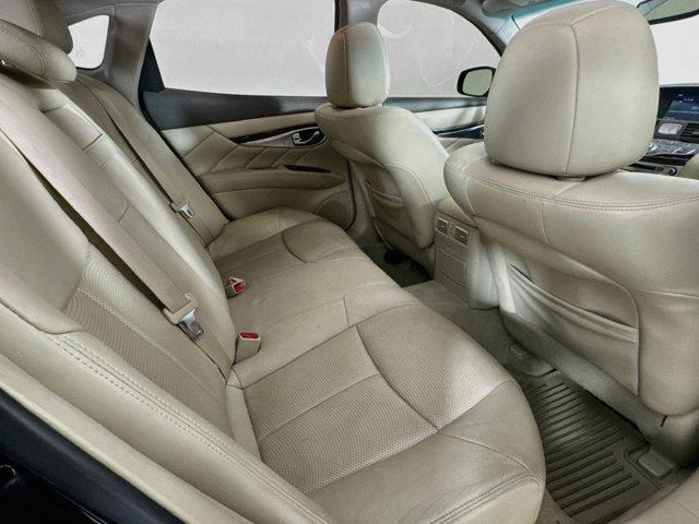 2015 INFINITI Q70 - $14,987