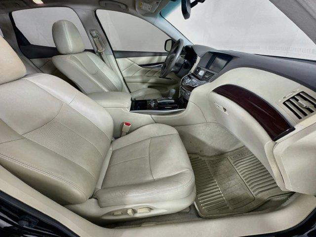 2015 INFINITI Q70 - $14,987