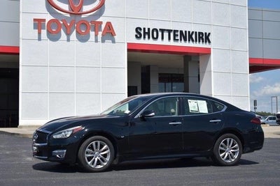 Photo of a 2015 Infiniti Q70 AWD 3.7 4DR Sedan for sale