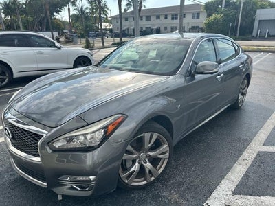 Photo of a 2018 Infiniti Q70L 3.7 Luxe 4DR Sedan for sale