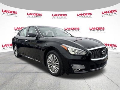 2019 Infiniti Q70L 3.7 Luxe 4DR Sedan