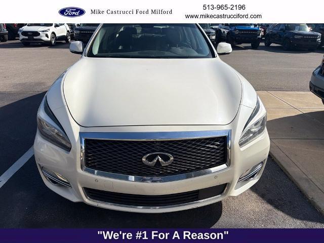 2016 INFINITI Q70