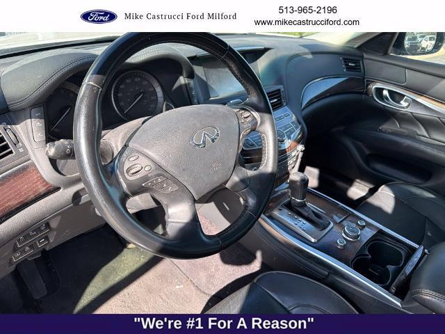 2016 INFINITI Q70