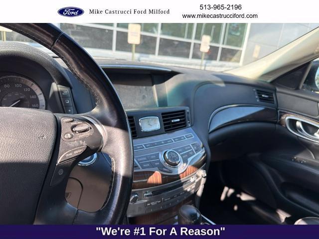 2016 INFINITI Q70