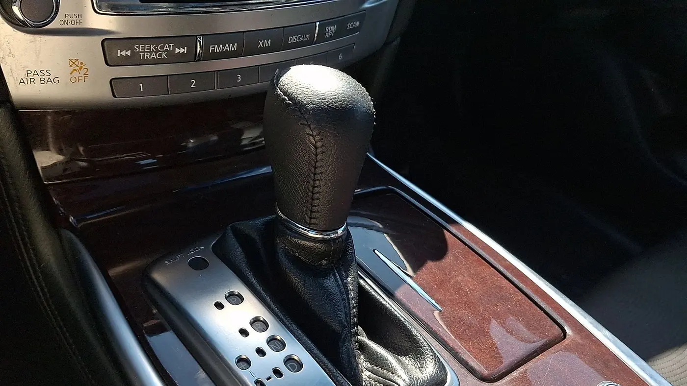 2017 INFINITI Q70L 3.7