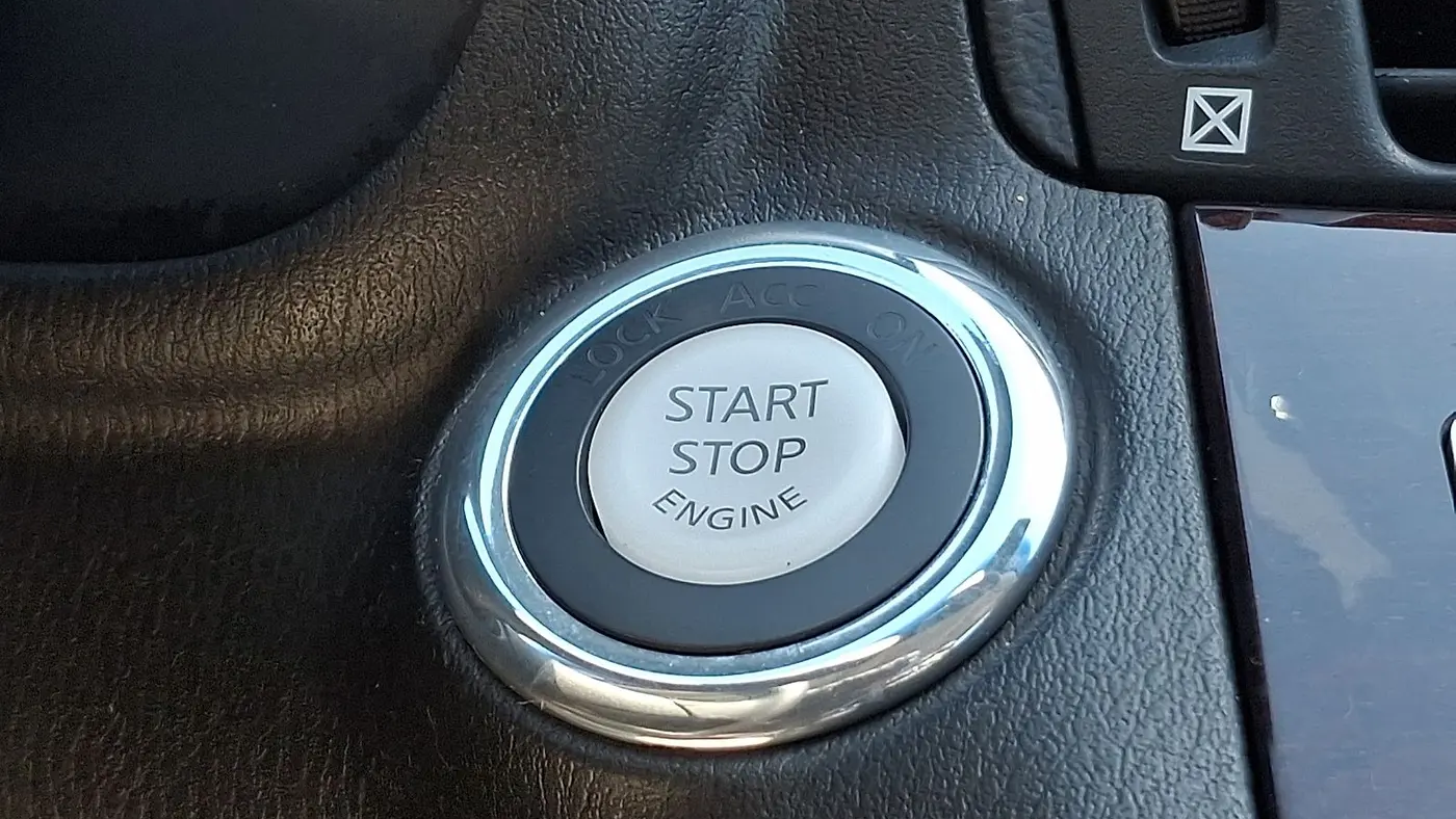 2017 INFINITI Q70L 3.7