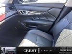 2017 Q70L Thumbnail 23