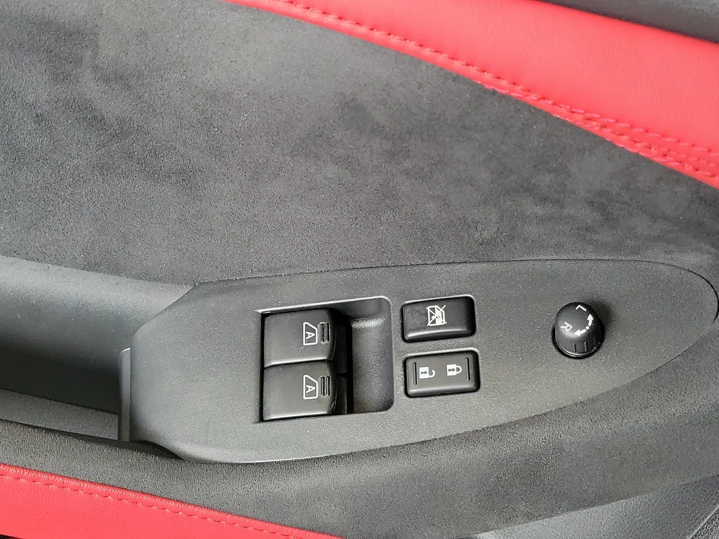 2024 Nissan Nissan Z - $39,990