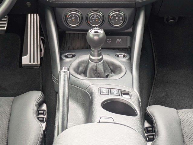 2025 Nissan Nissan Z - $42,999