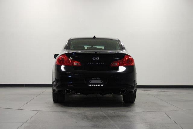 2013 INFINITI G - $10,962