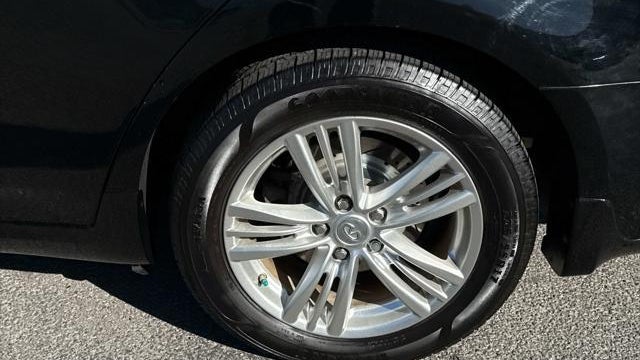 2013 INFINITI G37 Sedan x