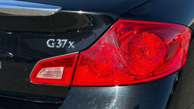 2013 INFINITI G37 Sedan x