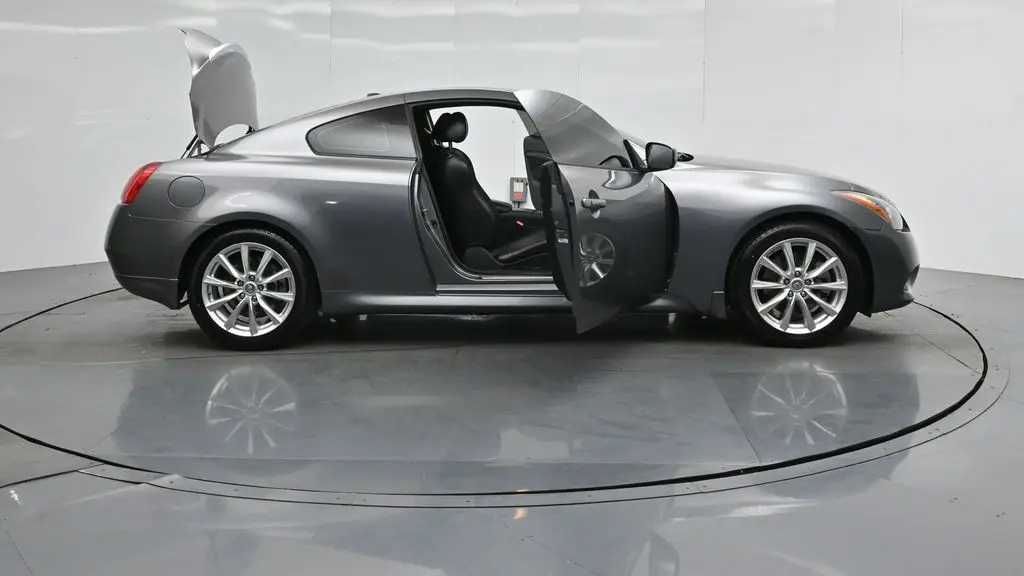 2013 INFINITI G37 Coupe Journey