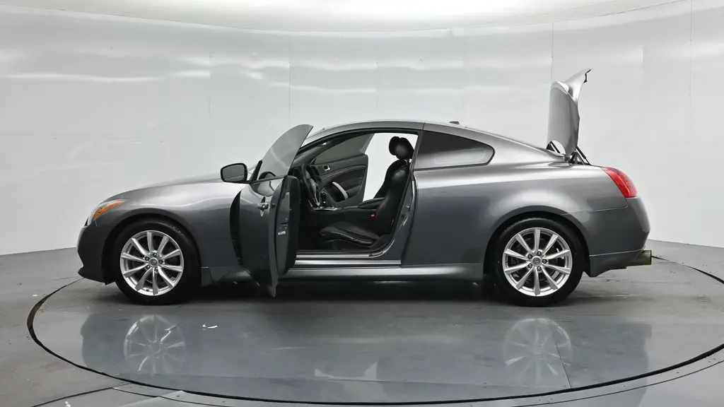 2013 INFINITI G37 Coupe Journey