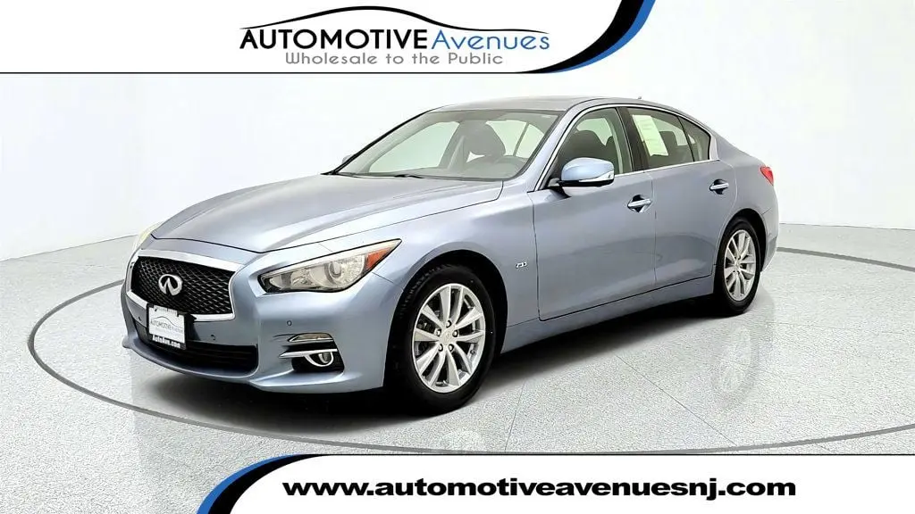 2017 INFINITI Q50 - $13,895