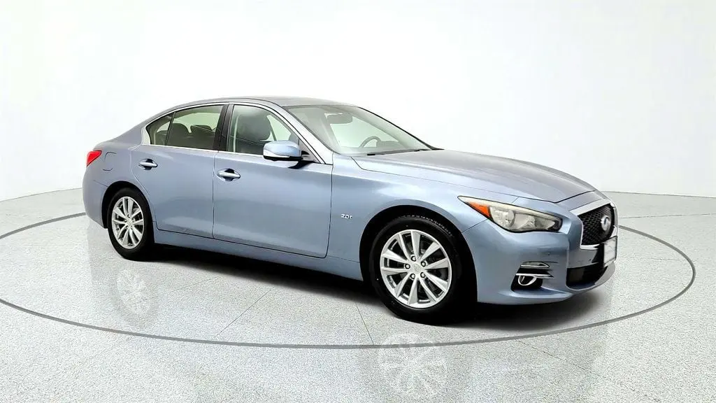 2017 INFINITI Q50 - $13,895